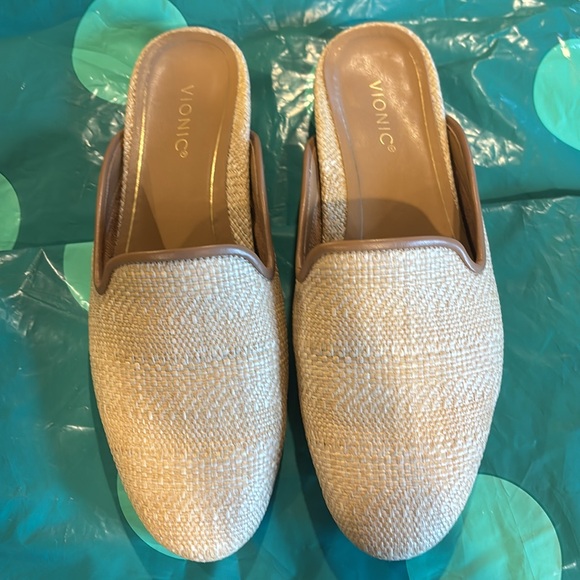 Vionic Tan Mules - Picture 2 of 9